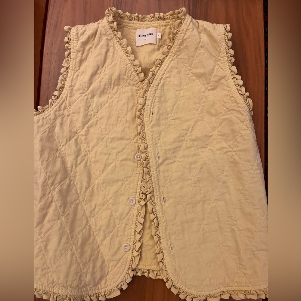 Rudy Jude potholder vest in Canary size small